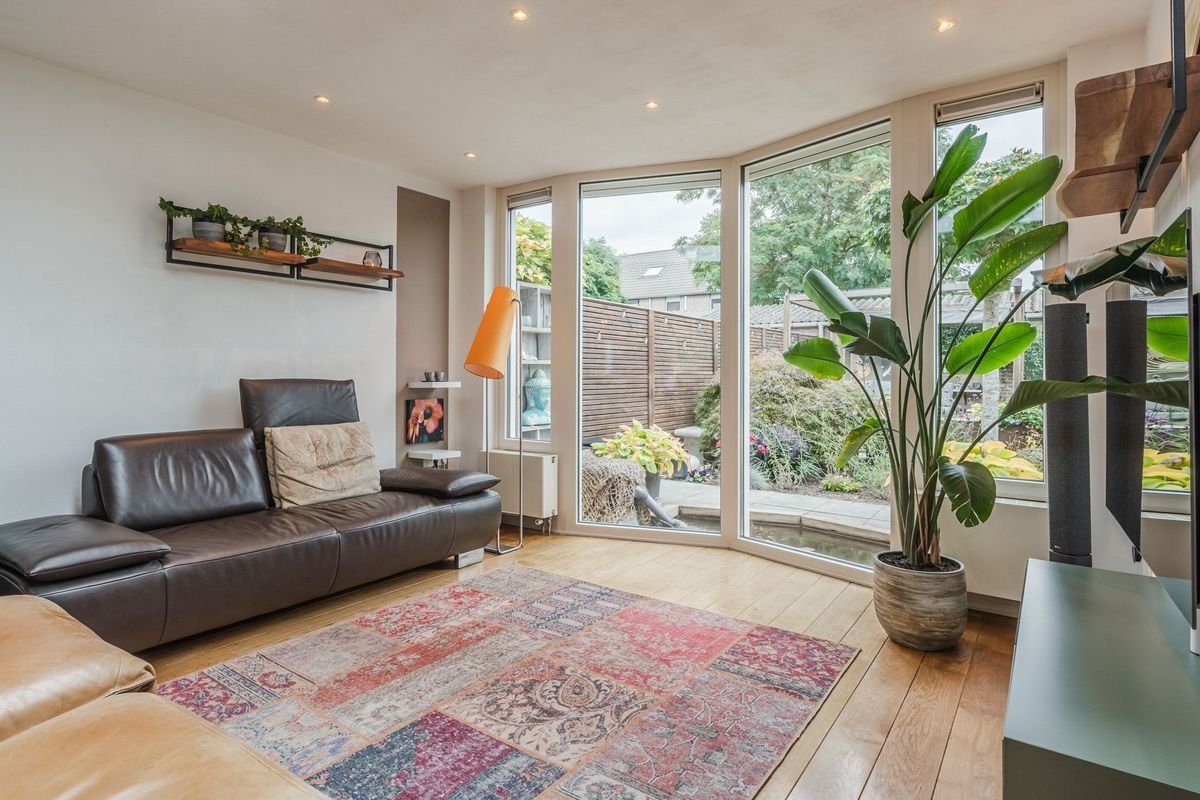 Aragorn 27 Photo Blur 1