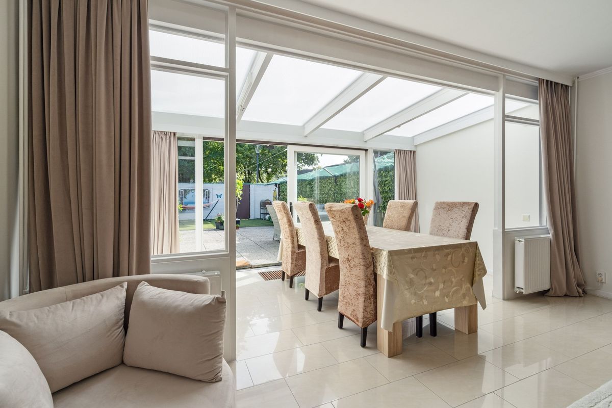 Gouddonk 5 Photo Blur 15