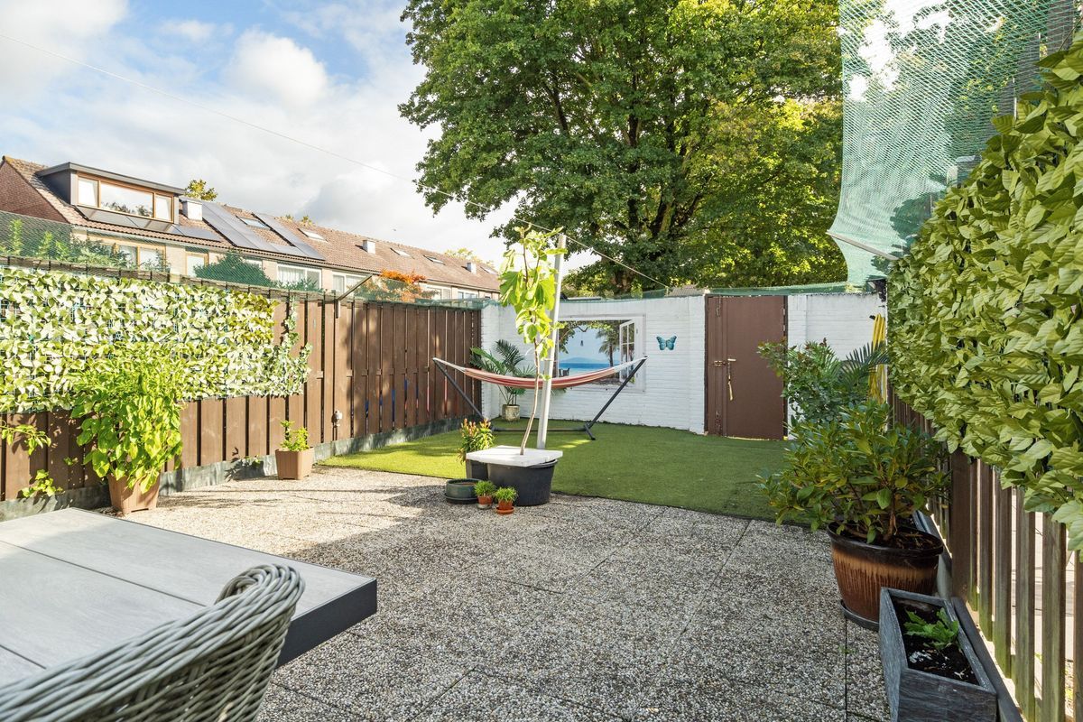 Gouddonk 5 Photo Blur 0