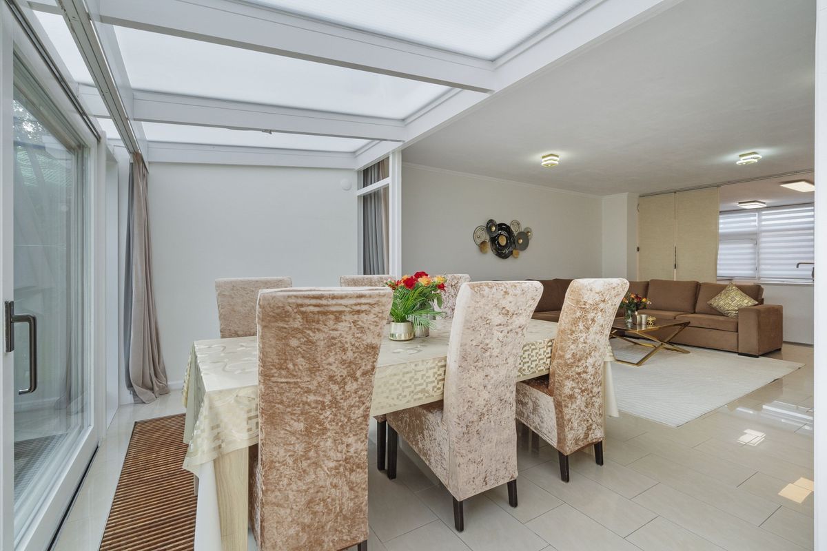 Gouddonk 5 Photo Blur 14