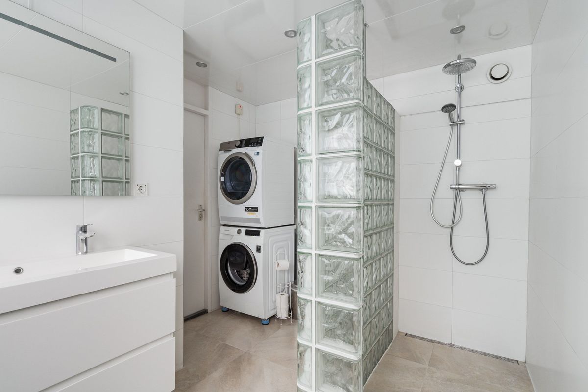 Gouddonk 5 Photo Blur 25