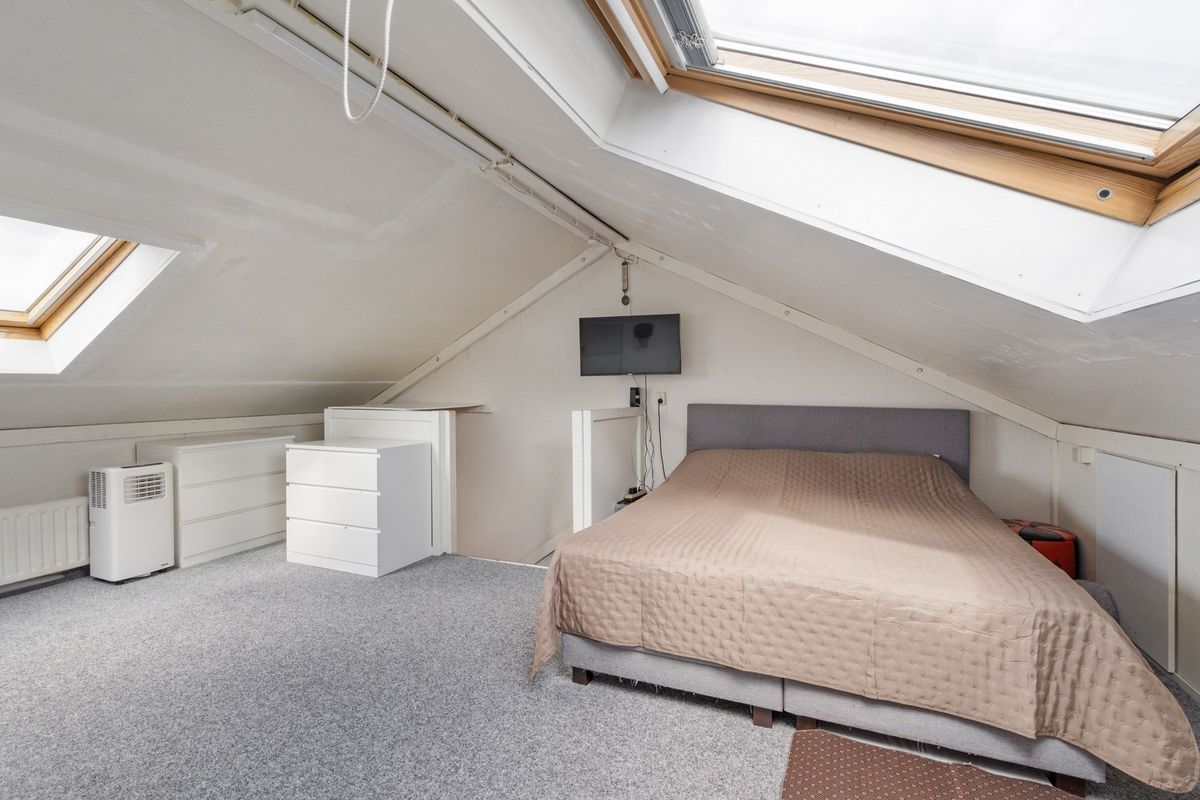 Gouddonk 5 Photo Blur 28