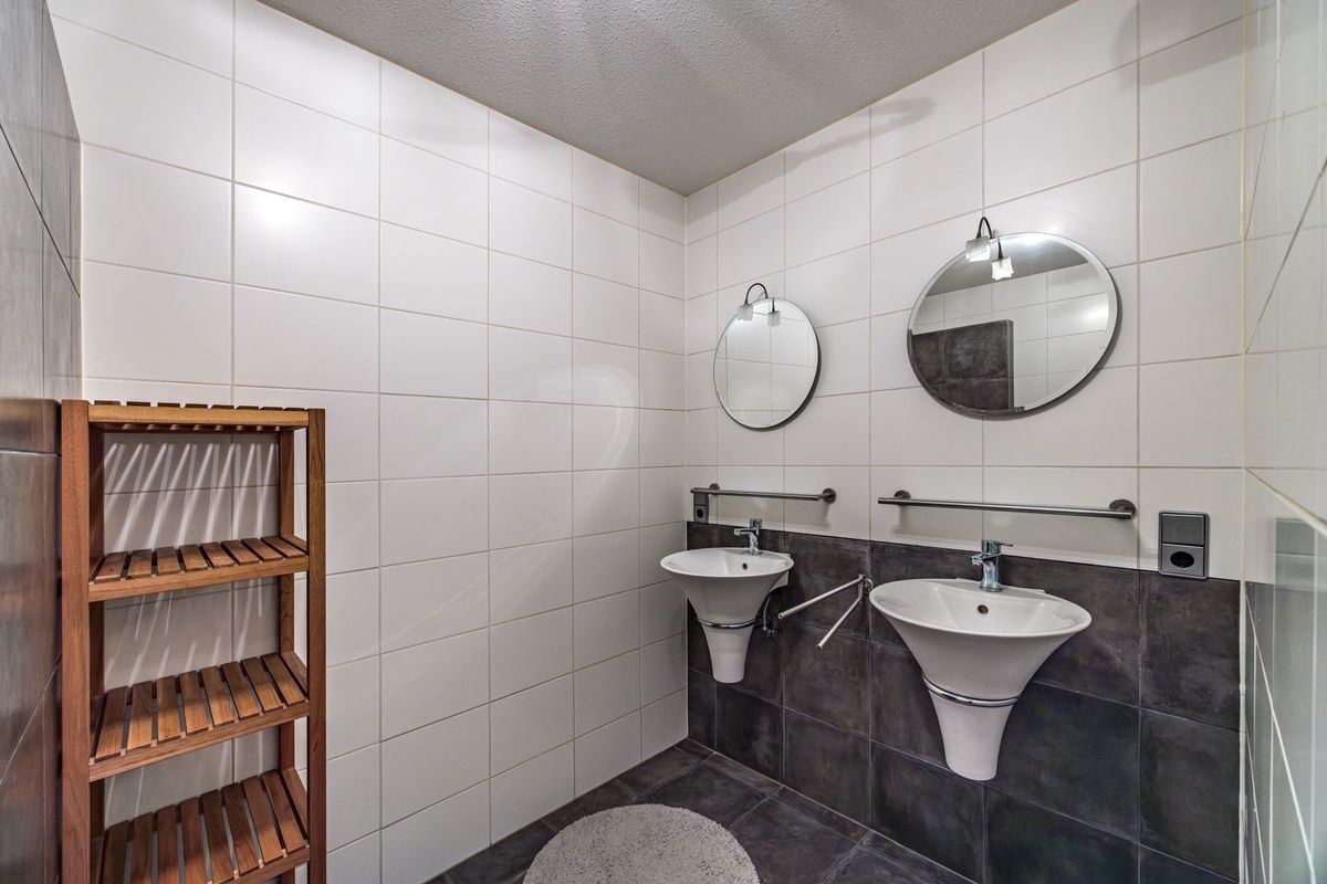 Mr. Sprenger van Eykstraat 2 - a Photo Blur 17