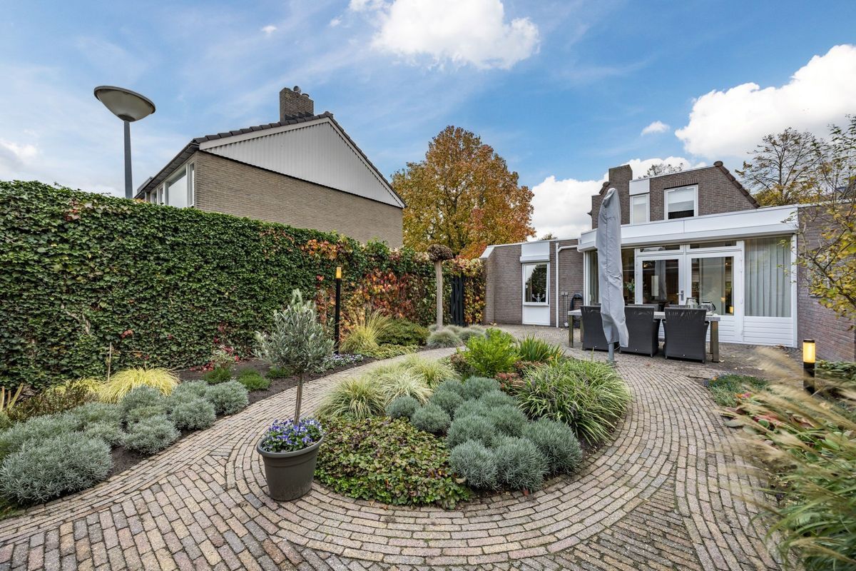 Mr. Sprenger van Eykstraat 2 - a Photo Blur 30