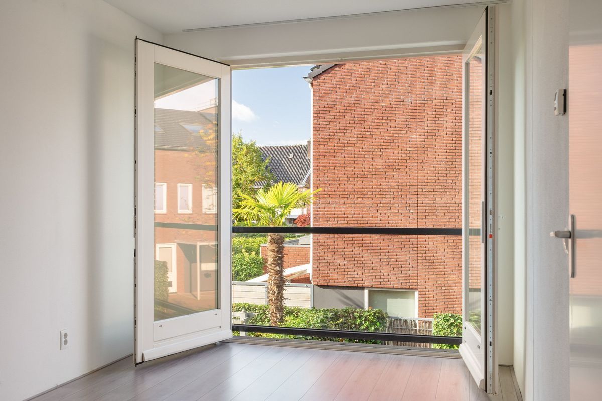 Menno van Coehoornstraat 9 Photo Blur 22