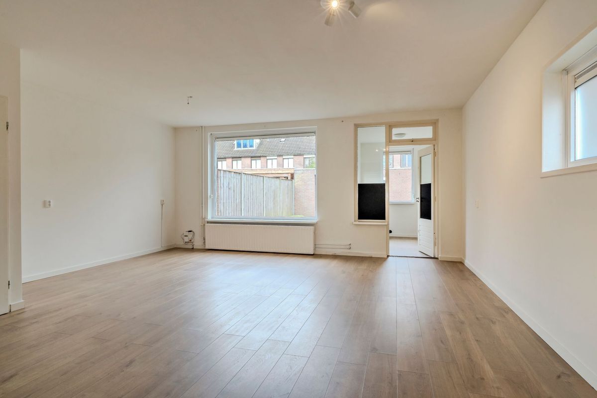 Leibeemd 130 Photo Blur 7