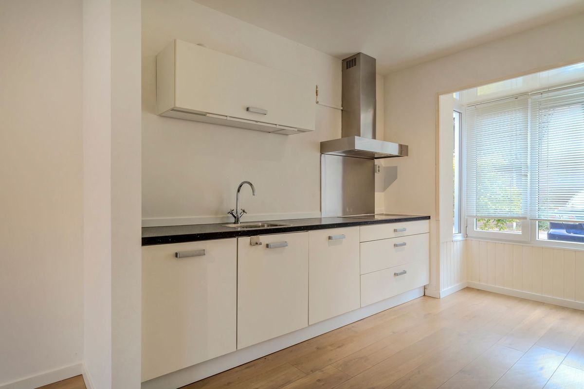 Leibeemd 130 Photo Blur 11