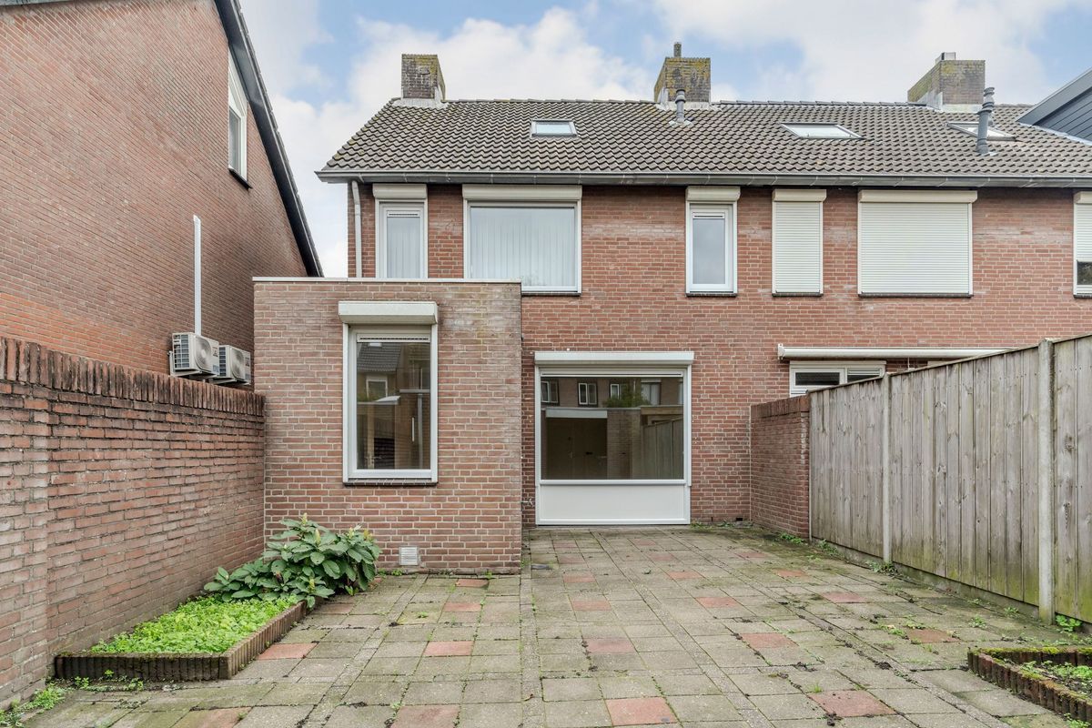 Leibeemd 130 Photo Blur 15