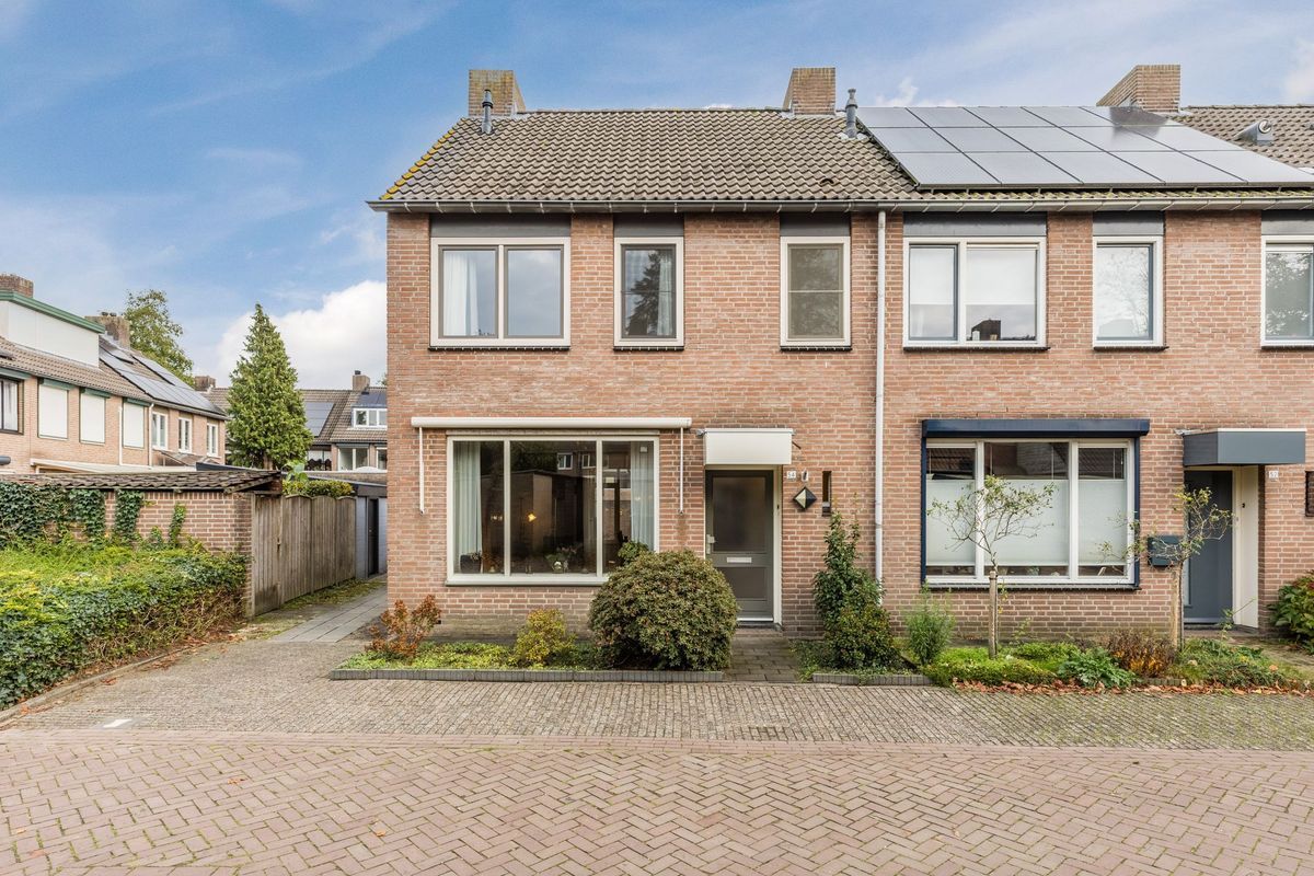 Leibeemd 54 Photo Blur 37