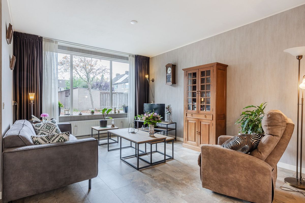 Leibeemd 54 Photo Blur 2