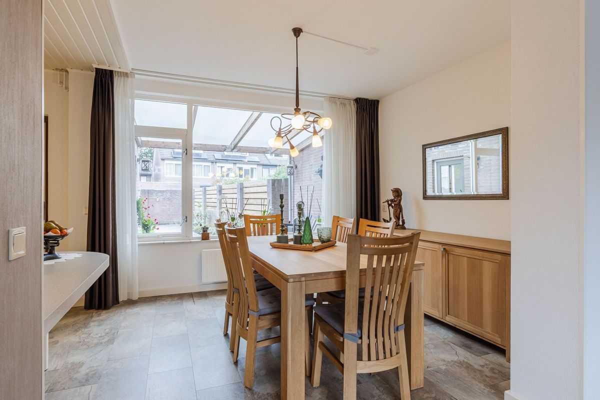 Leibeemd 54 Photo Blur 10