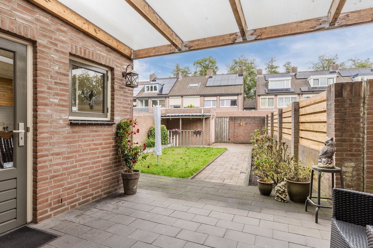 Leibeemd 54 Photo Blur 1