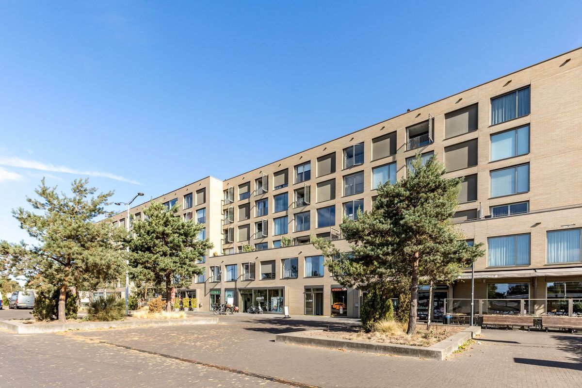 Ketelhavenplein 105 Photo Blur 19