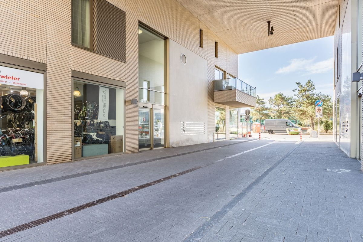 Ketelhavenplein 105 Photo Blur 23