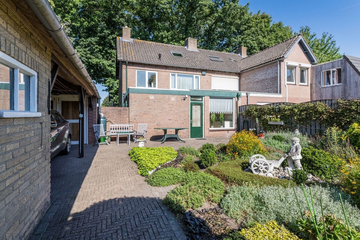 Veenstraat 26 Photo Blur 17