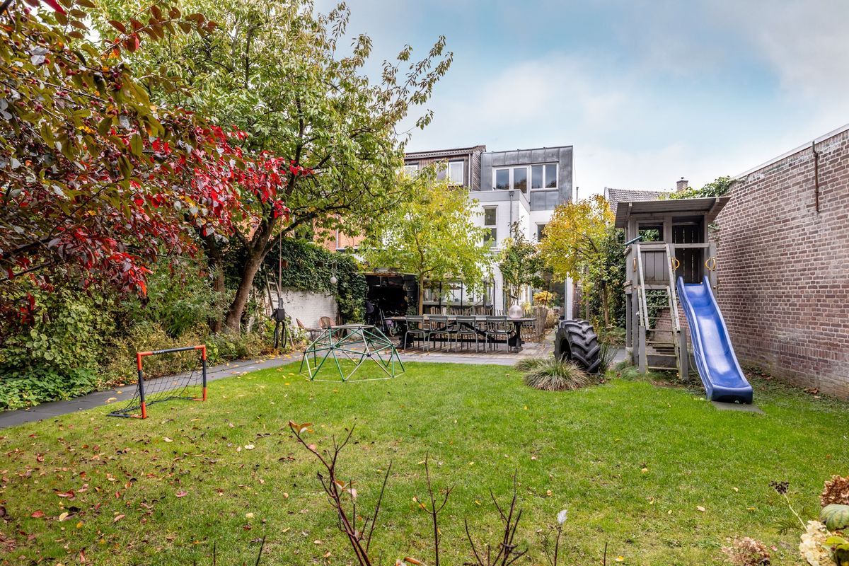 Bloemstraat 9 Photo Blur 21