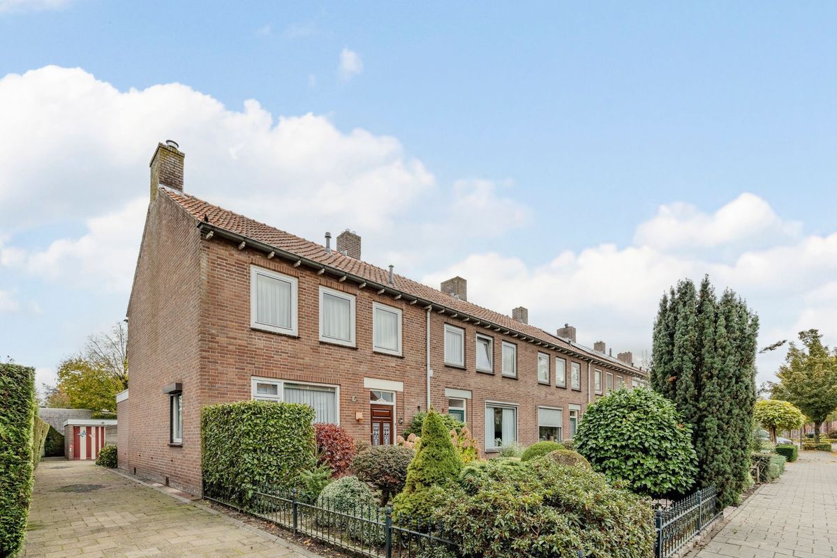 Meierstraat 1 Photo Blur 50