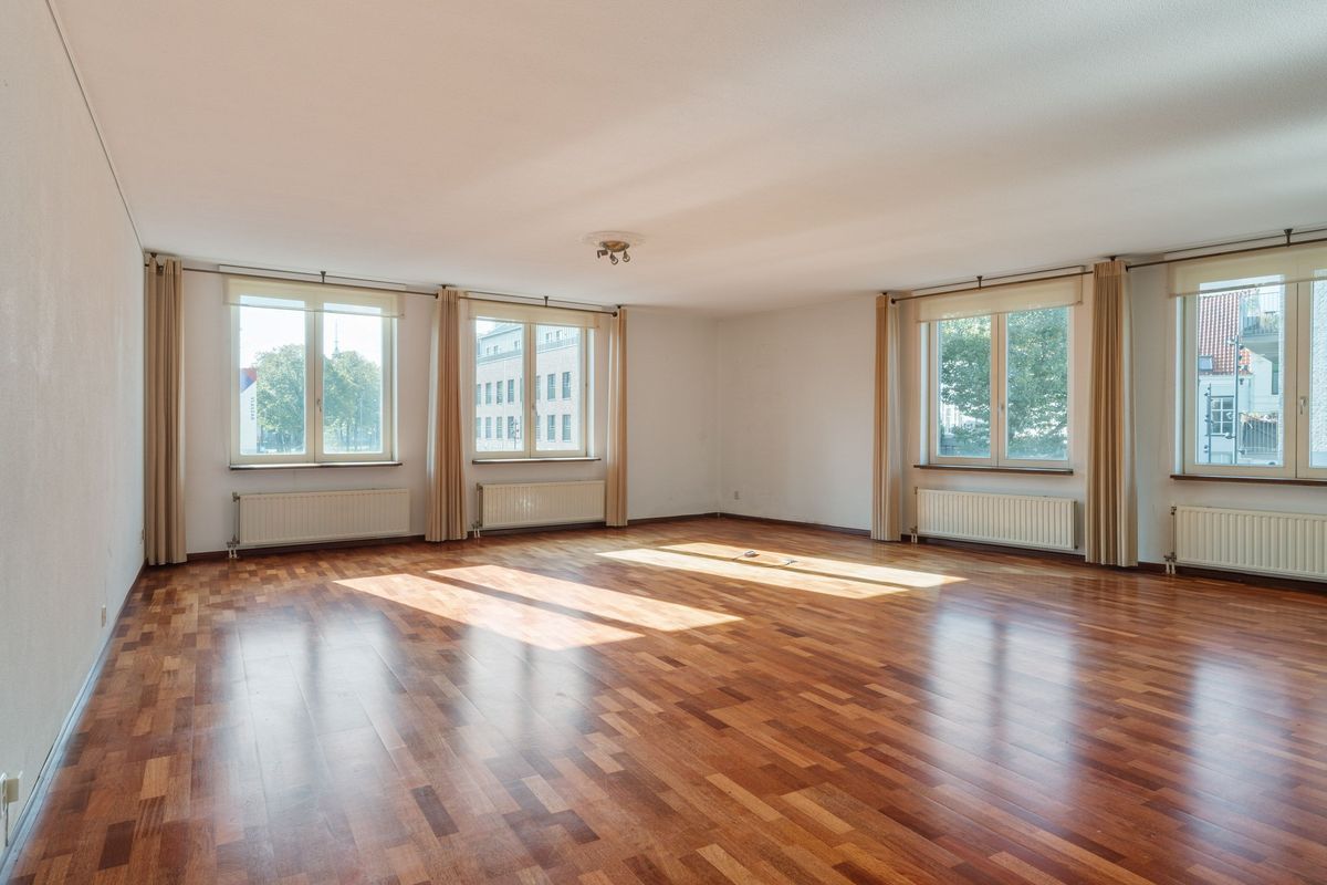 J.F. Kennedylaan 4 - A Photo Blur 1