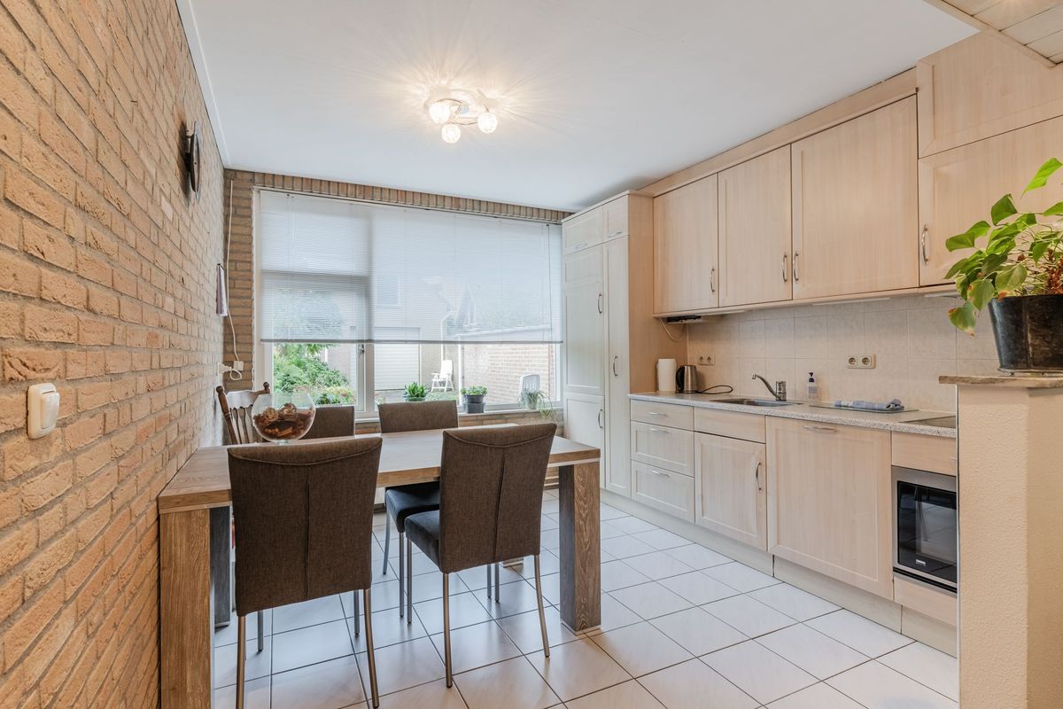 Oude Baan 76 Photo Blur 2