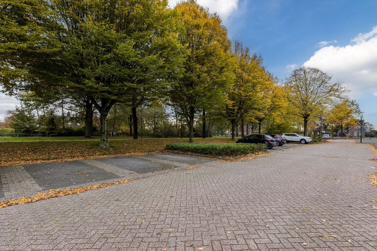 Lucas van Leijdenstraat 6 Photo Blur 32