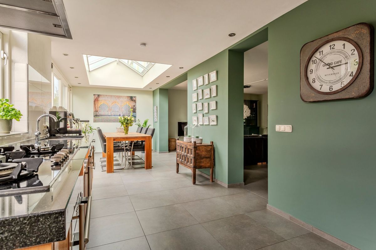 Hooiland 18 Photo Blur 16