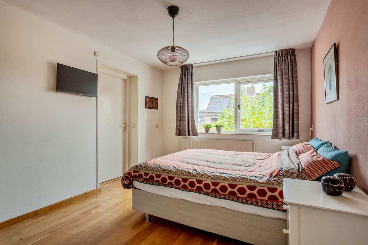 Hooiland 18 Photo Blur 22