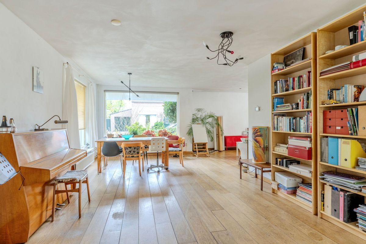 Hoogstraat 117 Photo Blur 2