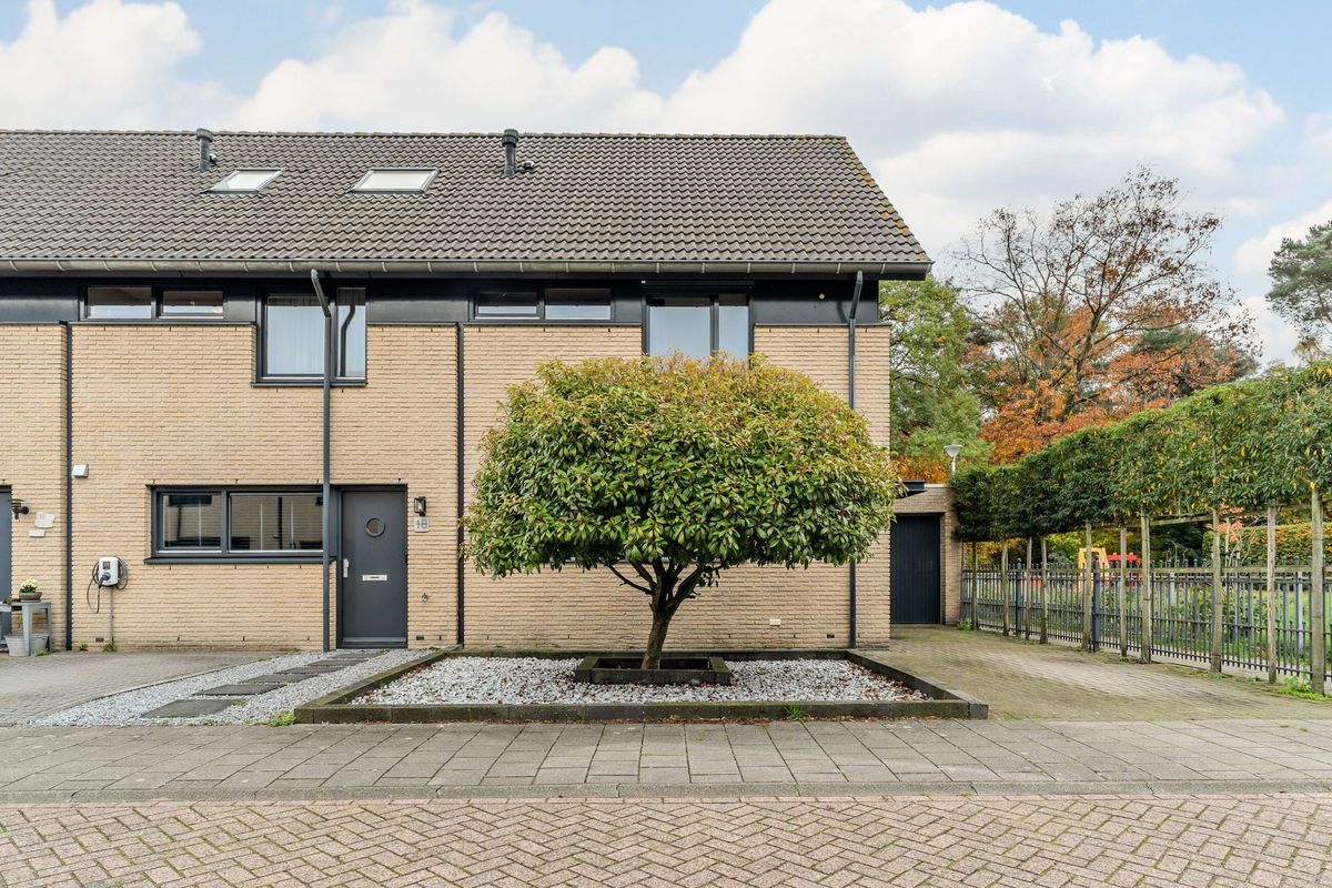 Distelbergstraat 20 Photo Blur 46