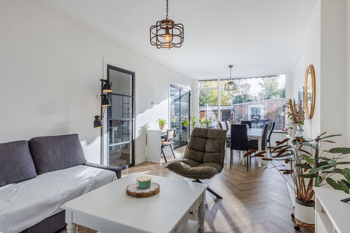 Europalaan 104 Photo Blur 2