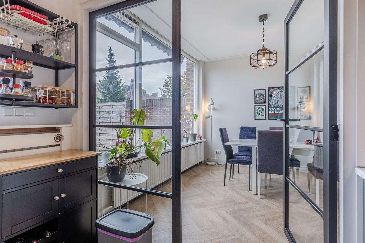 Europalaan 104 Photo Blur 10