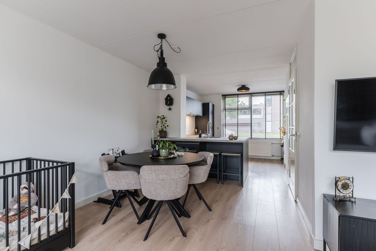 Megenstraat 67 Photo Blur 8