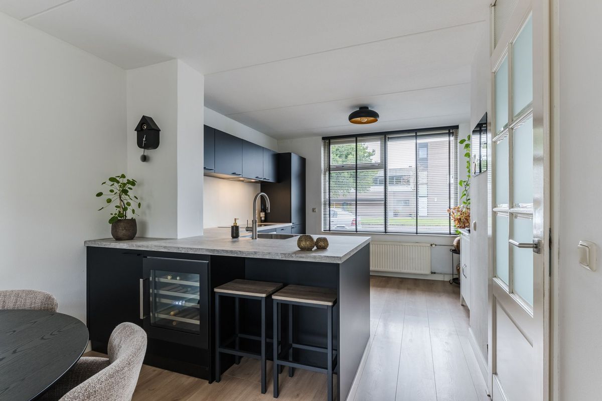 Megenstraat 67 Photo Blur 2