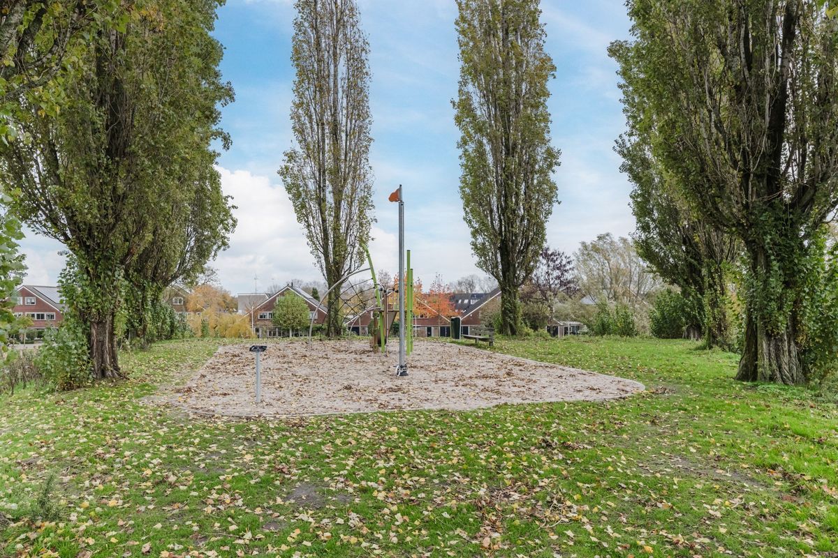 Megenstraat 67 Photo Blur 35