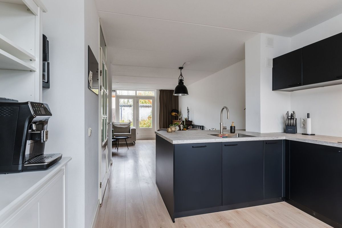 Megenstraat 67 Photo Blur 5