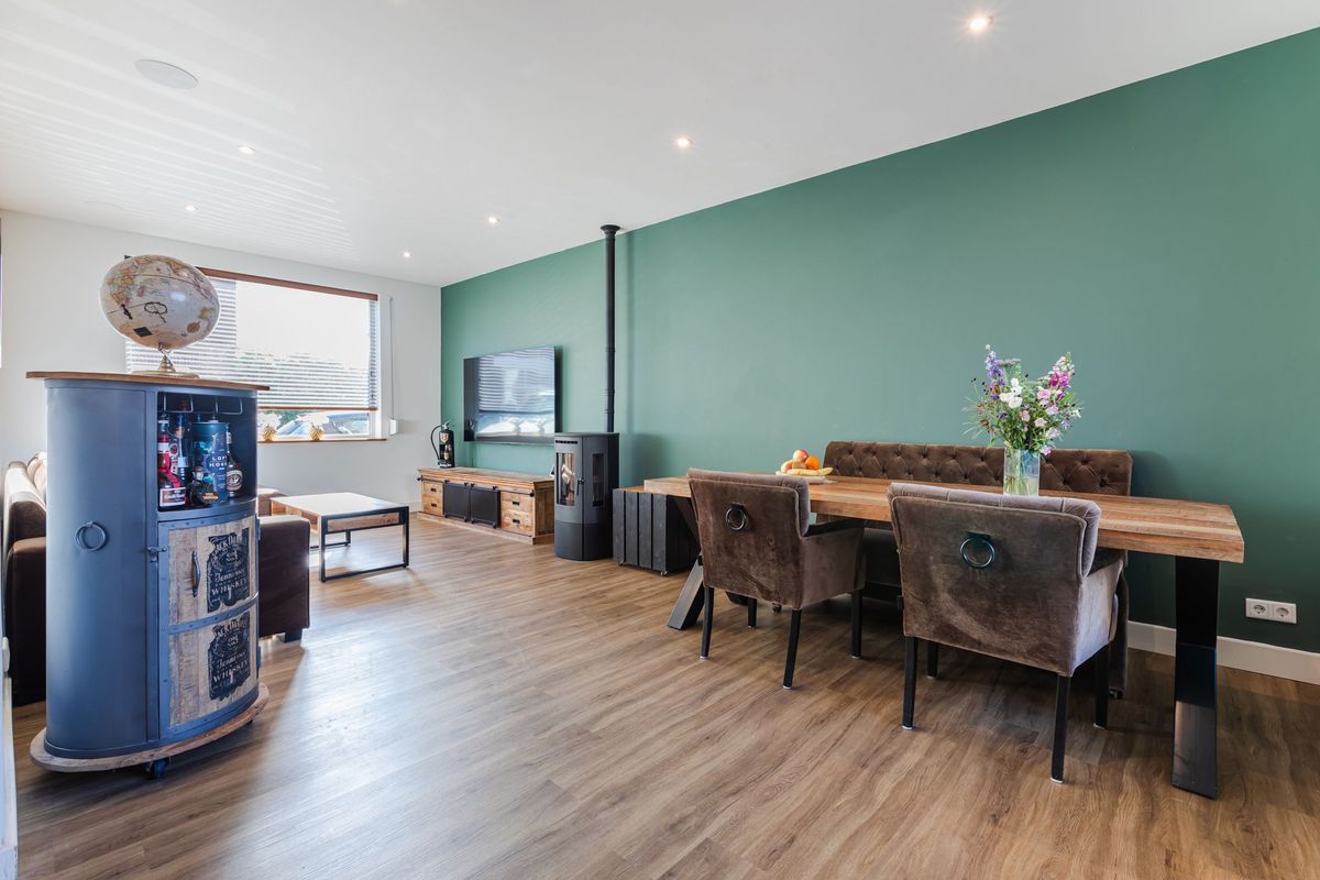 Eikstraat 47 Photo Blur 3