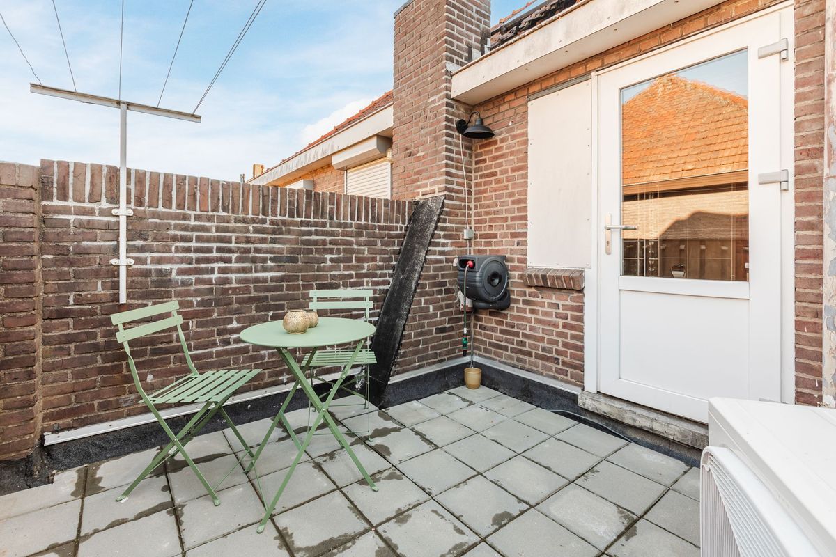 Eikstraat 47 Photo Blur 45