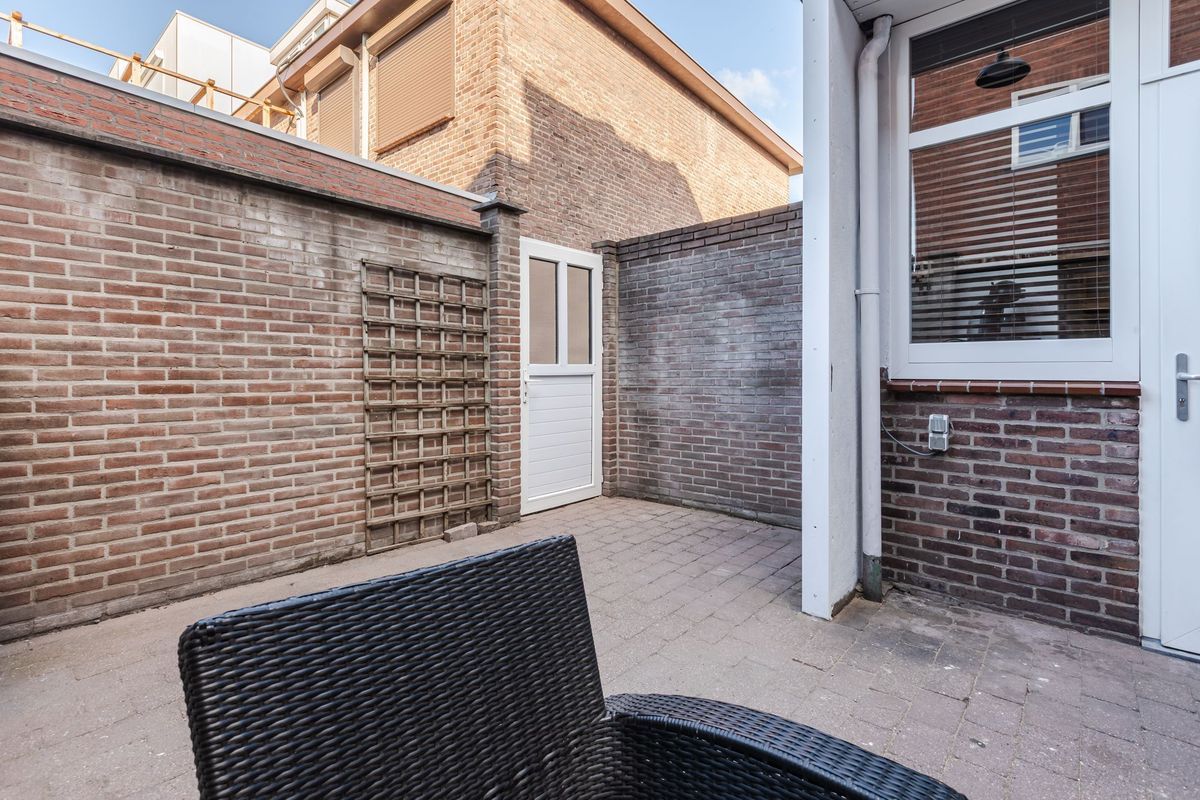 Eikstraat 47 Photo Blur 49