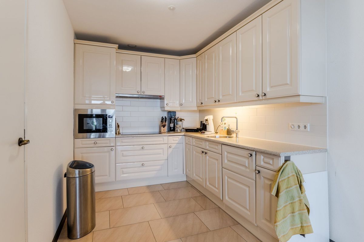 Westpoint 44 Photo Blur 9