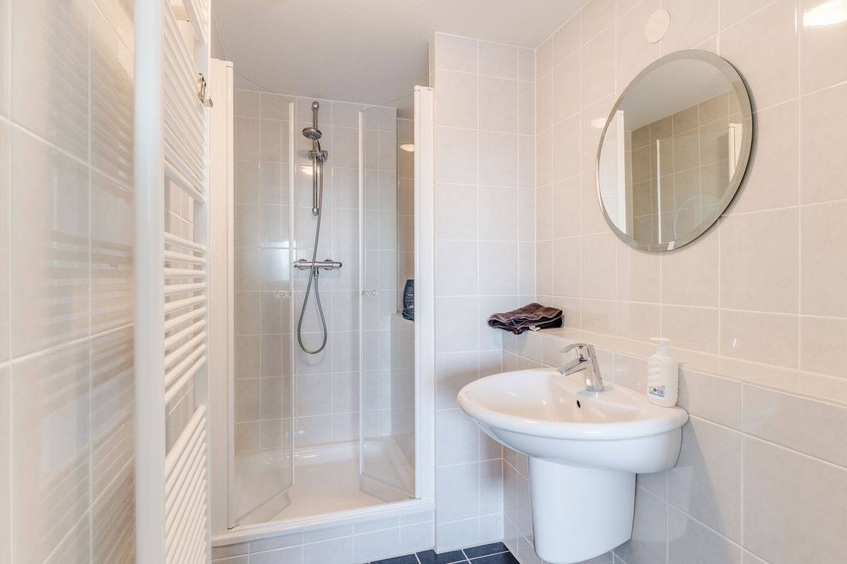 Westpoint 44 Photo Blur 20