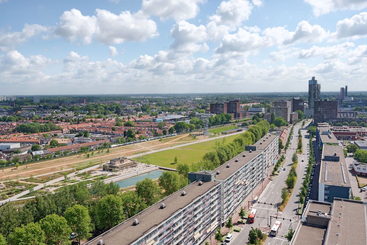 Westpoint 44 Photo Blur 14