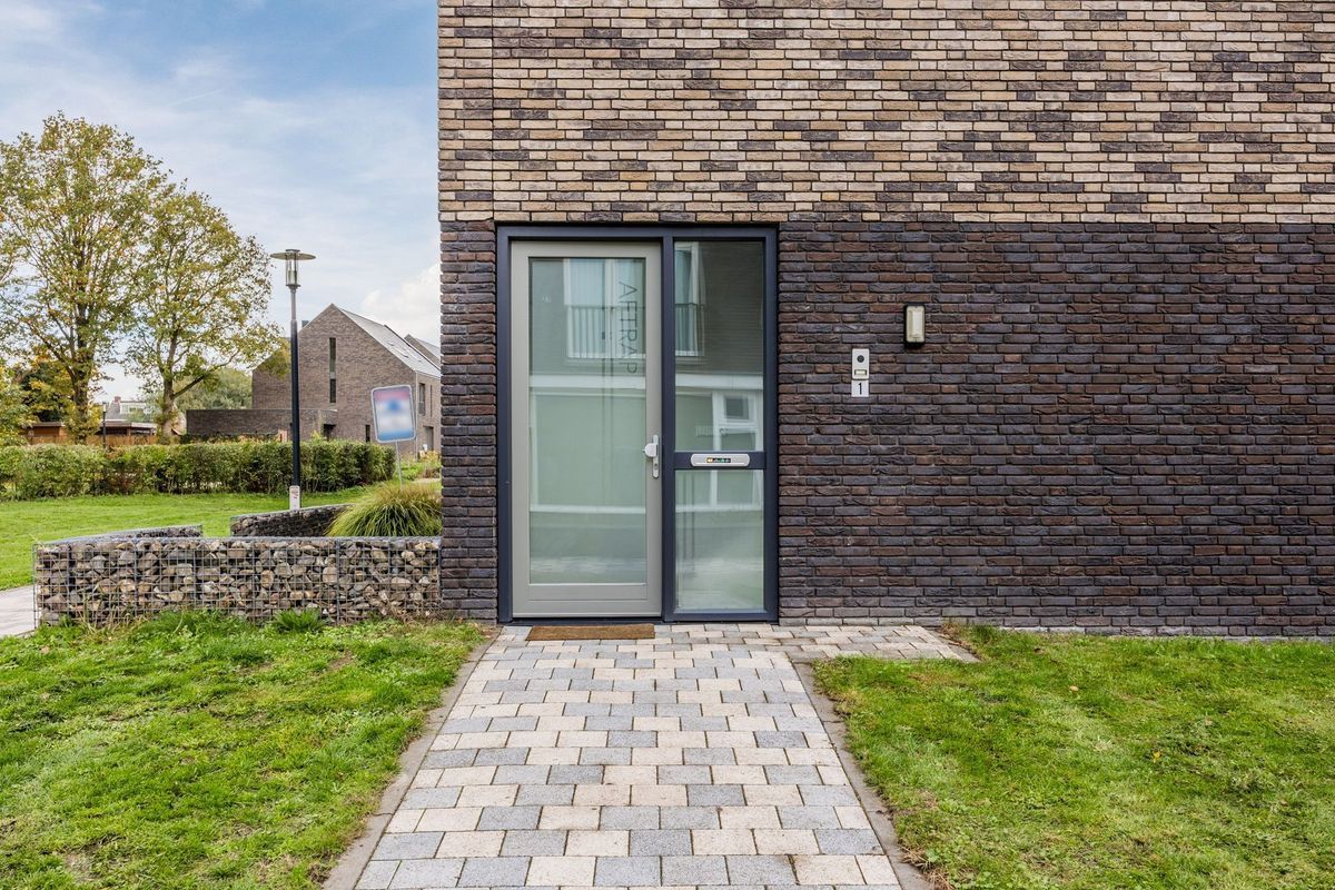 Aftrap 1 Photo Blur 37