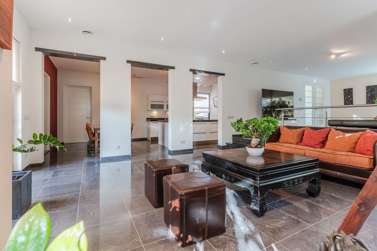 Fili 4 Photo Blur 25