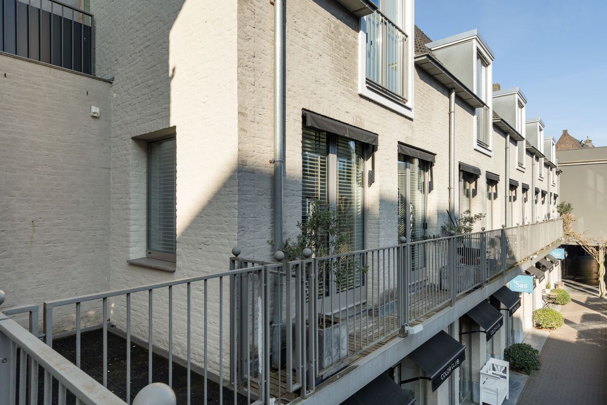 t' Sas 22 Photo Blur 35