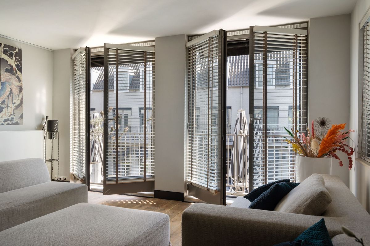 t' Sas 22 Photo Blur 8