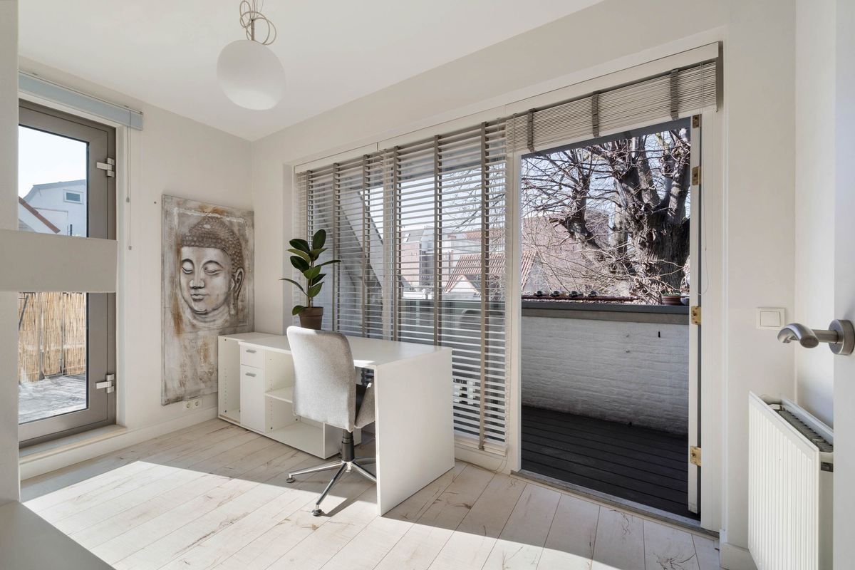 t' Sas 22 Photo Blur 22