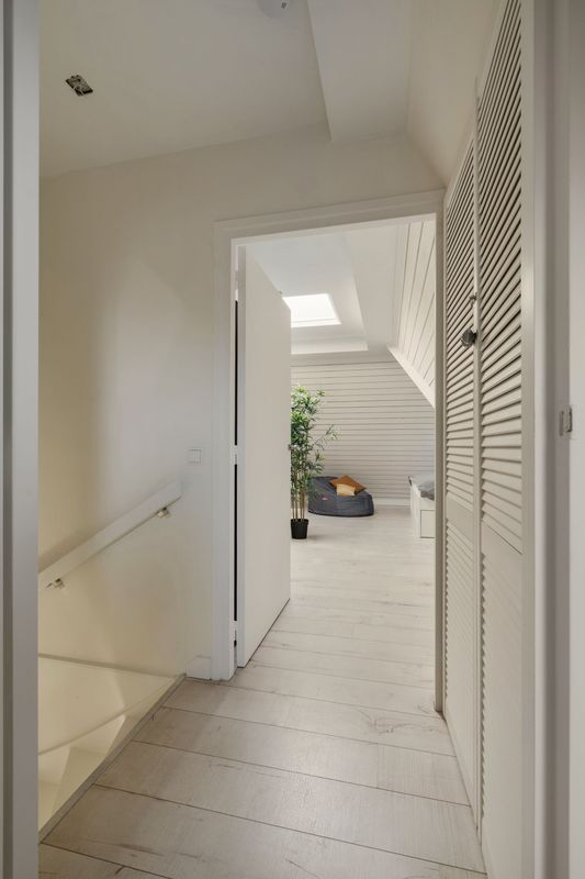 t' Sas 22 Photo Blur 24