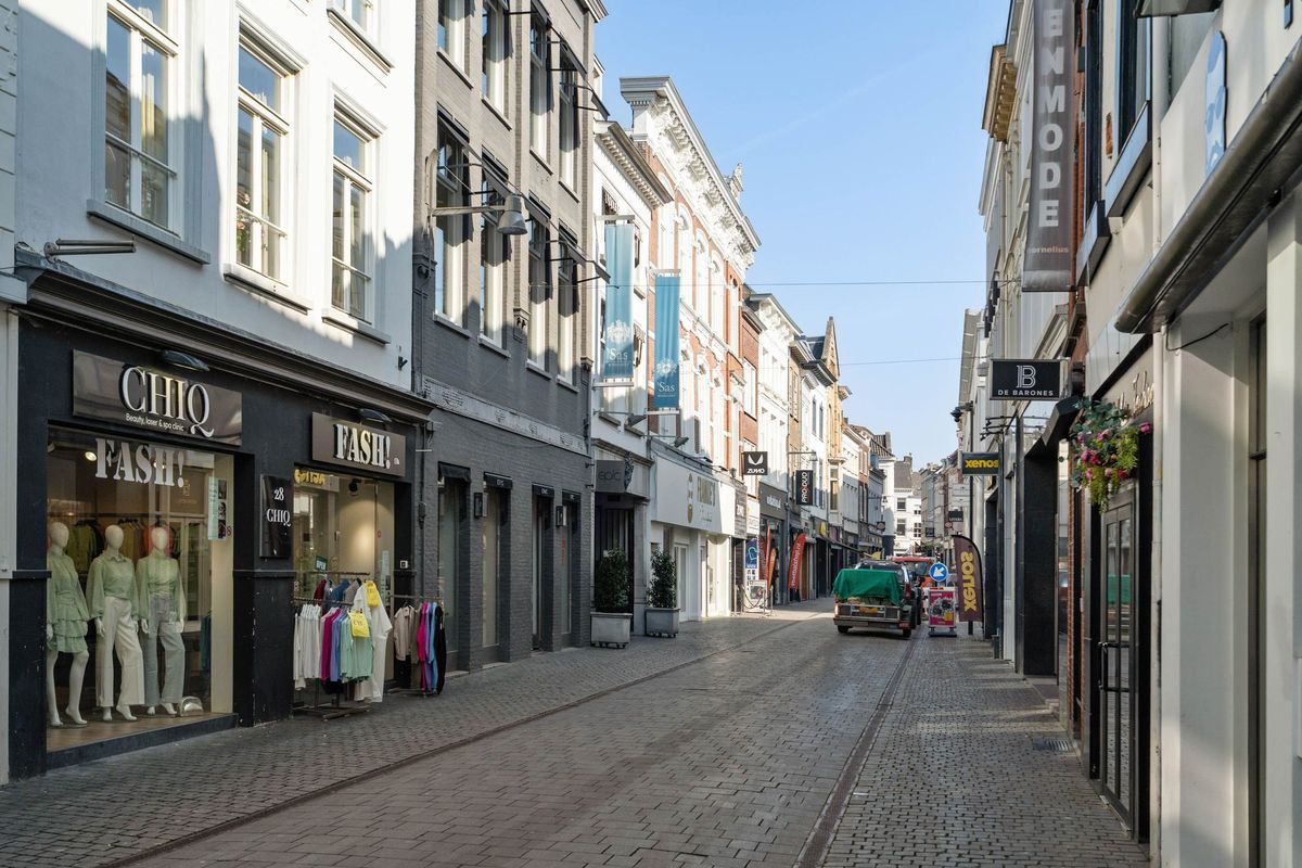 t' Sas 22 Photo Blur 47