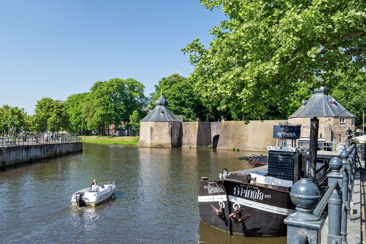 t' Sas 22 Photo Blur 51