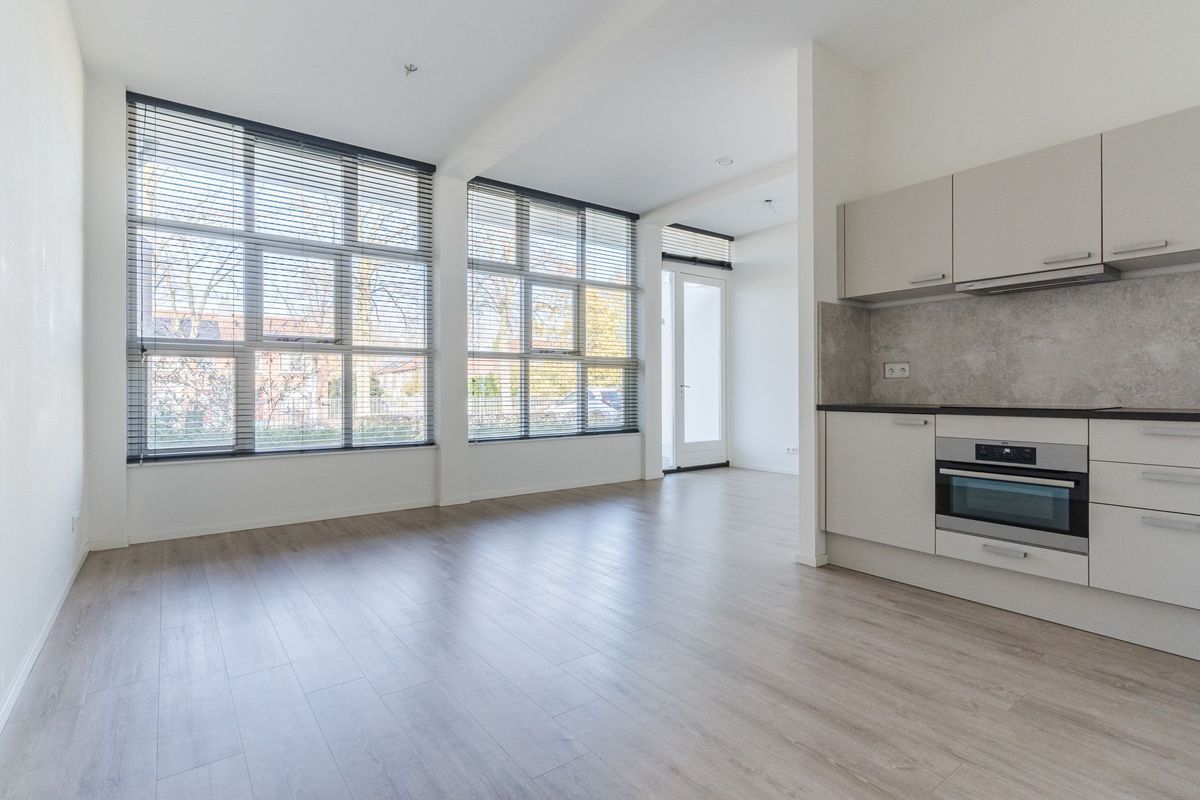 Mendelssohnlaan 3 - F Photo Blur 2