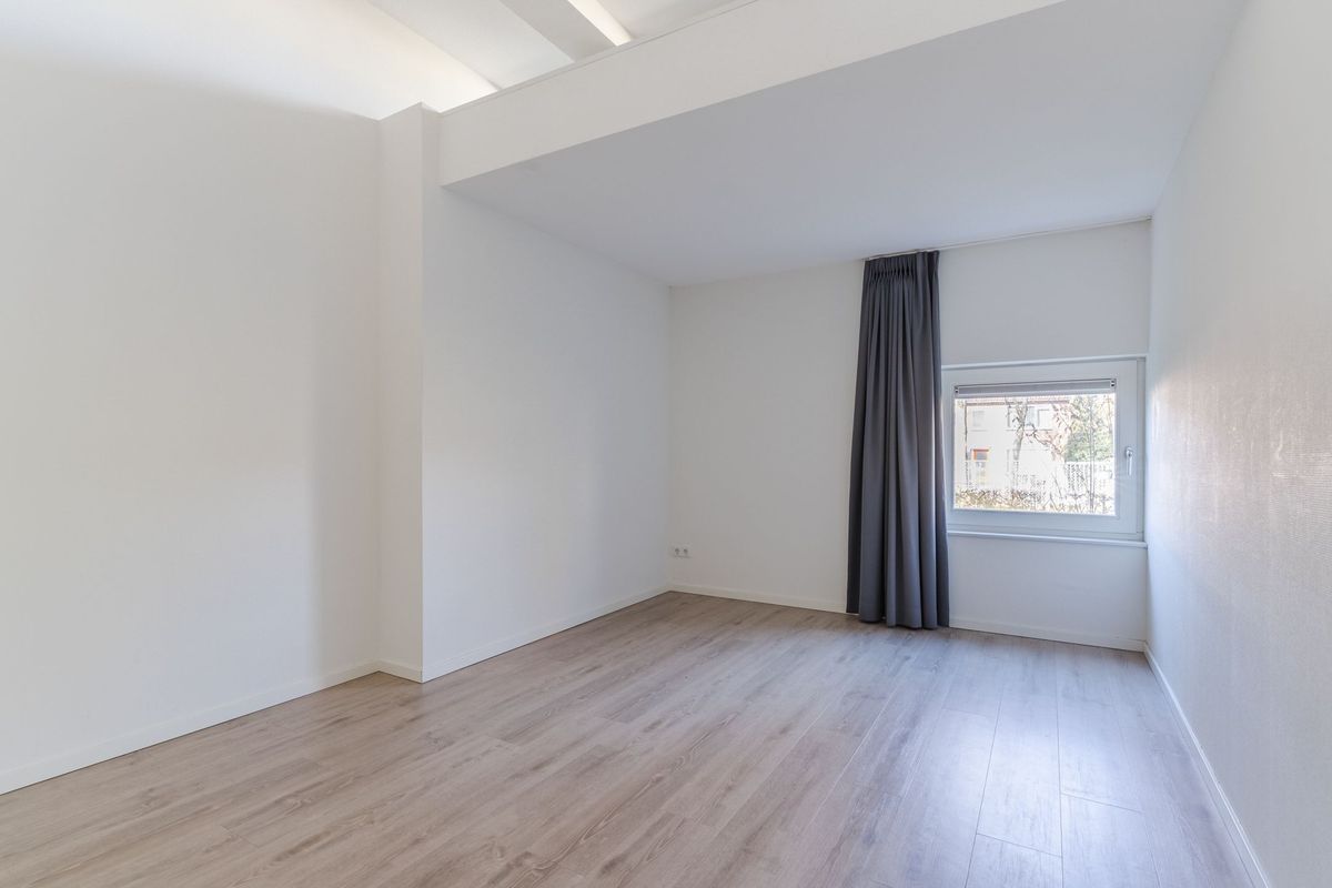 Mendelssohnlaan 3 - F Photo Blur 17